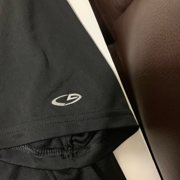 Champion - Picture 3 of 3